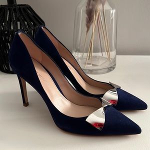 Stuart Weitzman Pumps